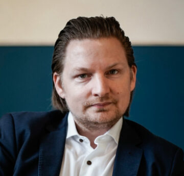 Rasmus Ricks Sandberg (head of sales and development)